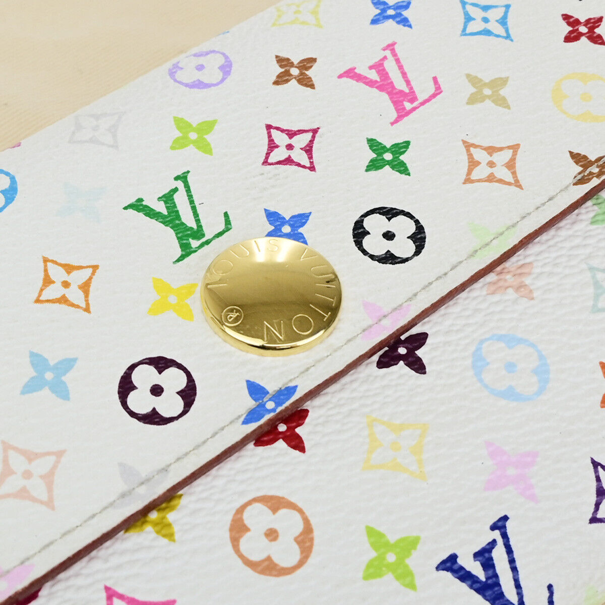 LOUIS VUITTON Sarah Wallet