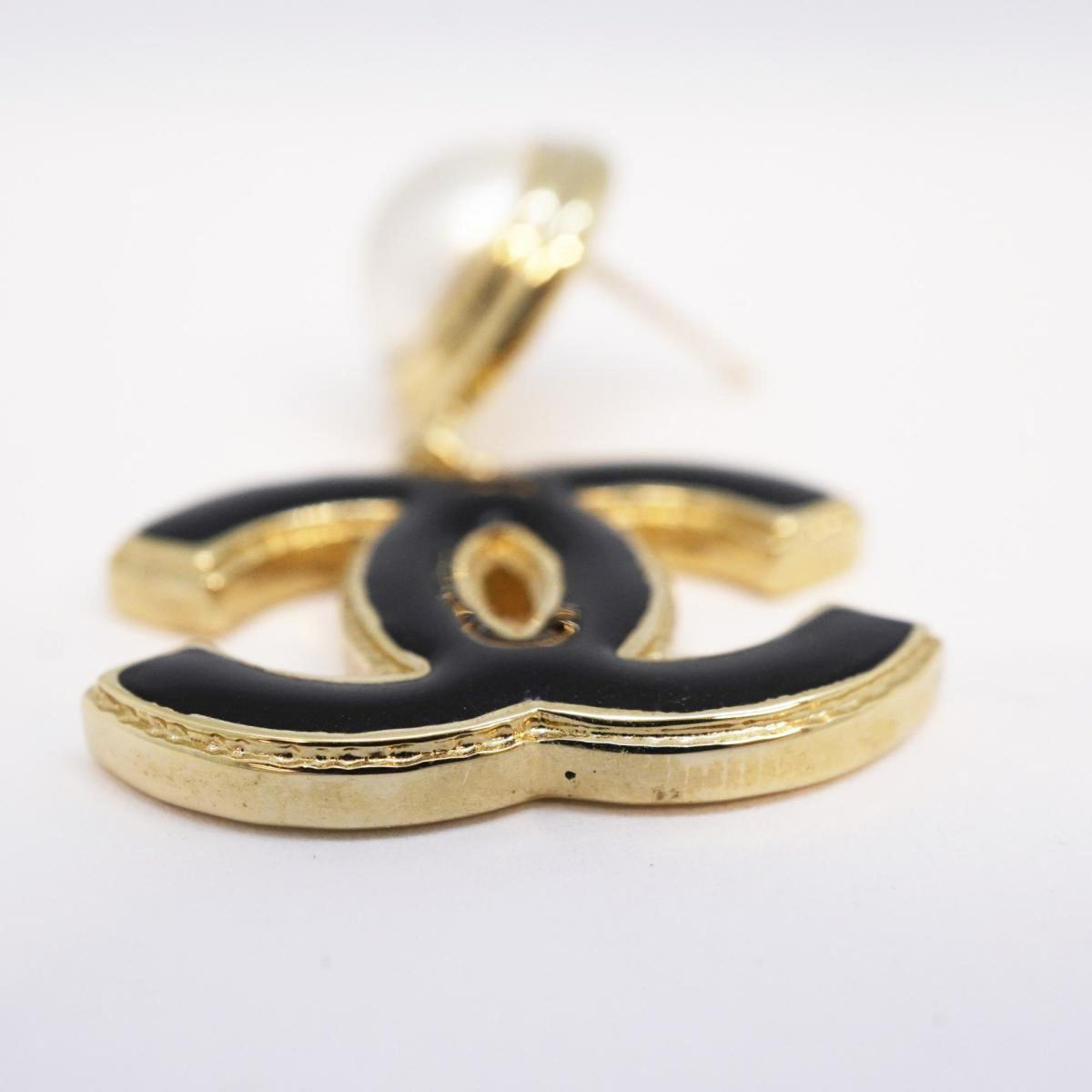 Top Quality Chanel Logo CC Earrings