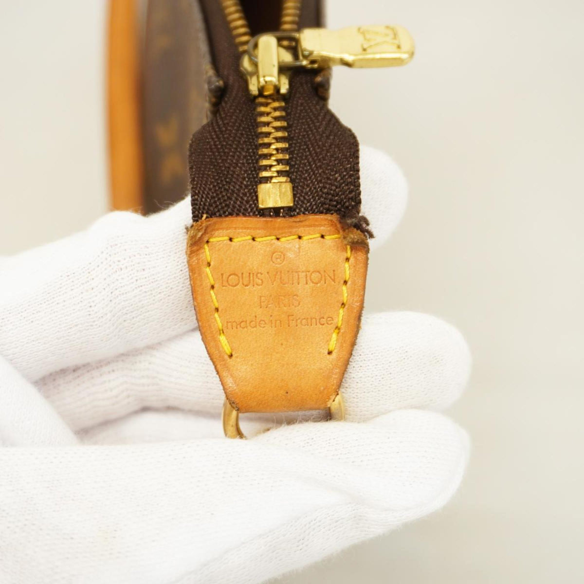 LOUIS VUITTON Pochette Accessoire Clutch Bag