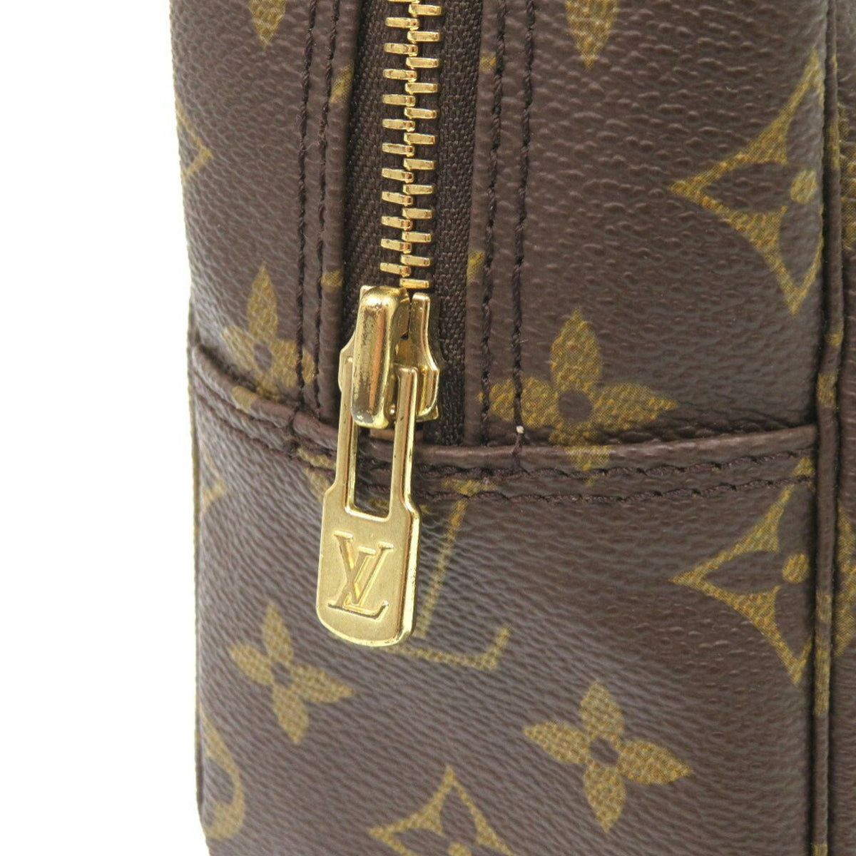 LOUIS VUITTON Trousse de Toilette Clutch Bag