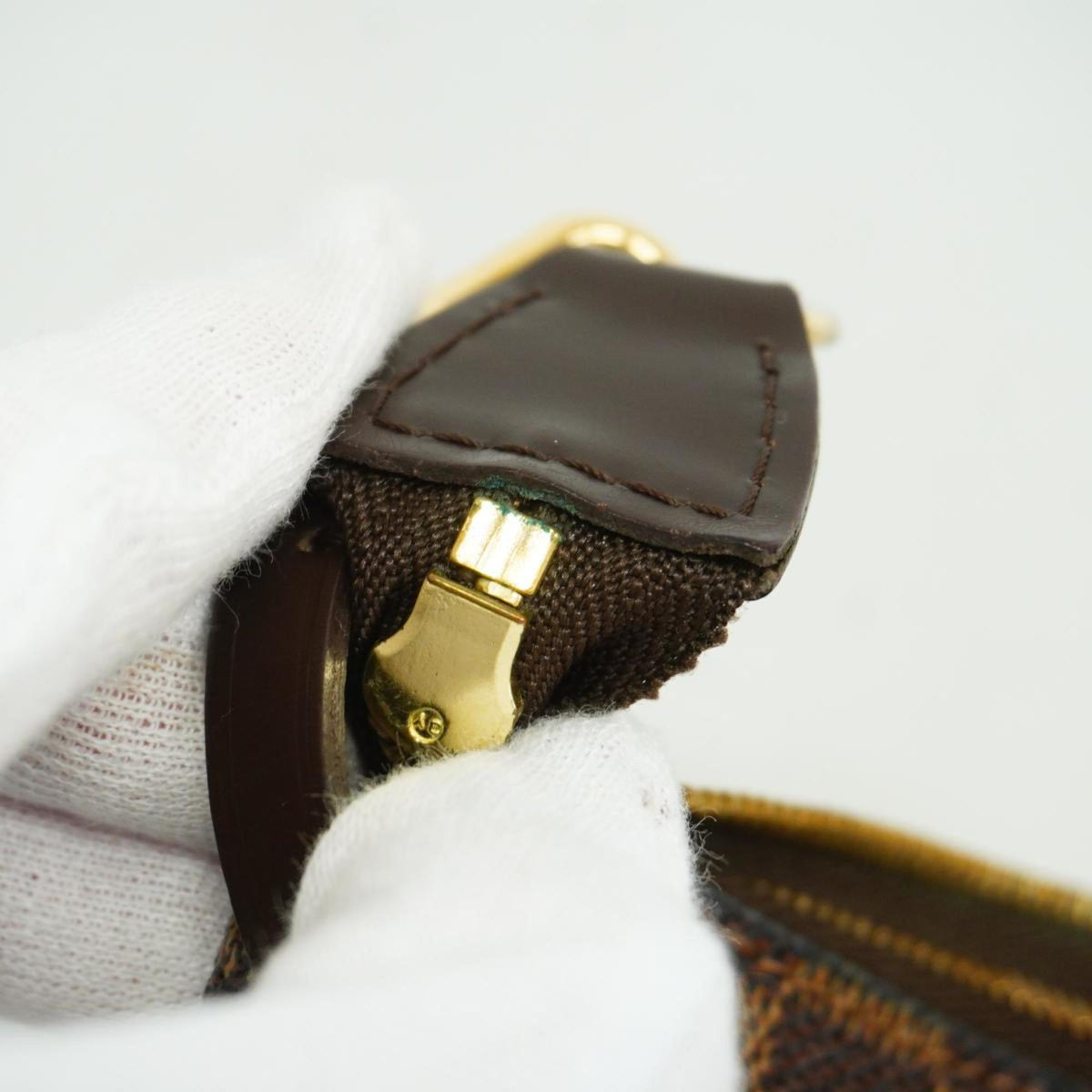 LOUIS VUITTON Pochette Accessoire Clutch Bag