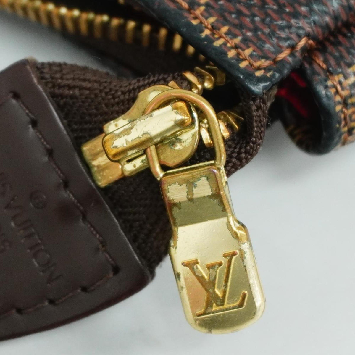 LOUIS VUITTON Pochette Accessoire Clutch Bag