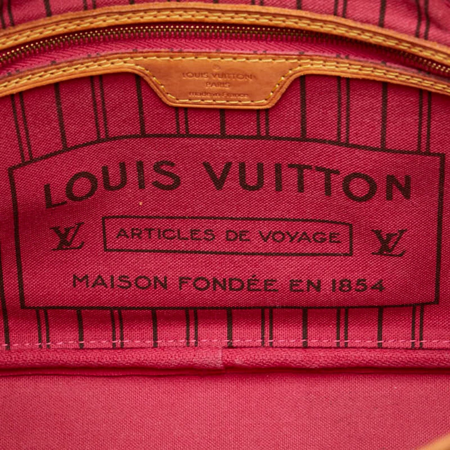 LOUIS VUITTON Neverfull PM Tote