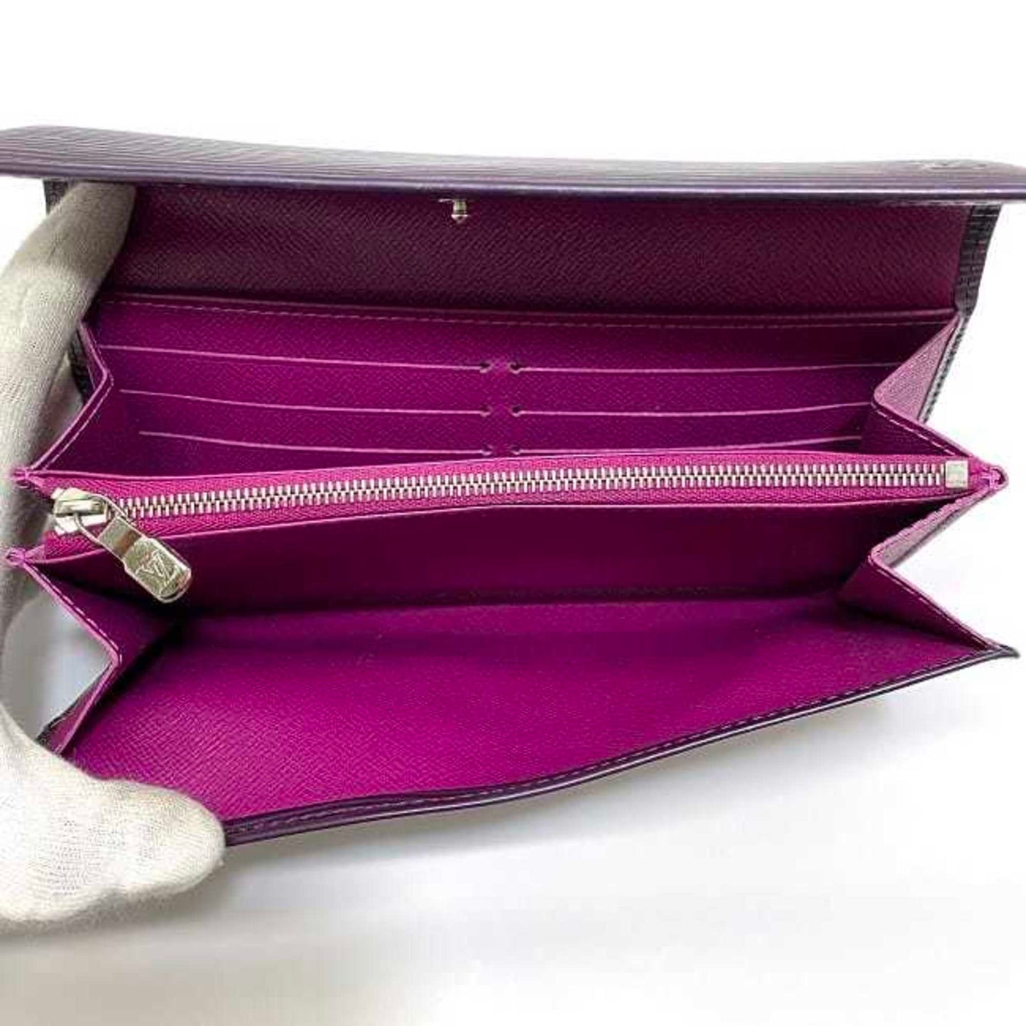 LOUIS VUITTON Sarah Wallet