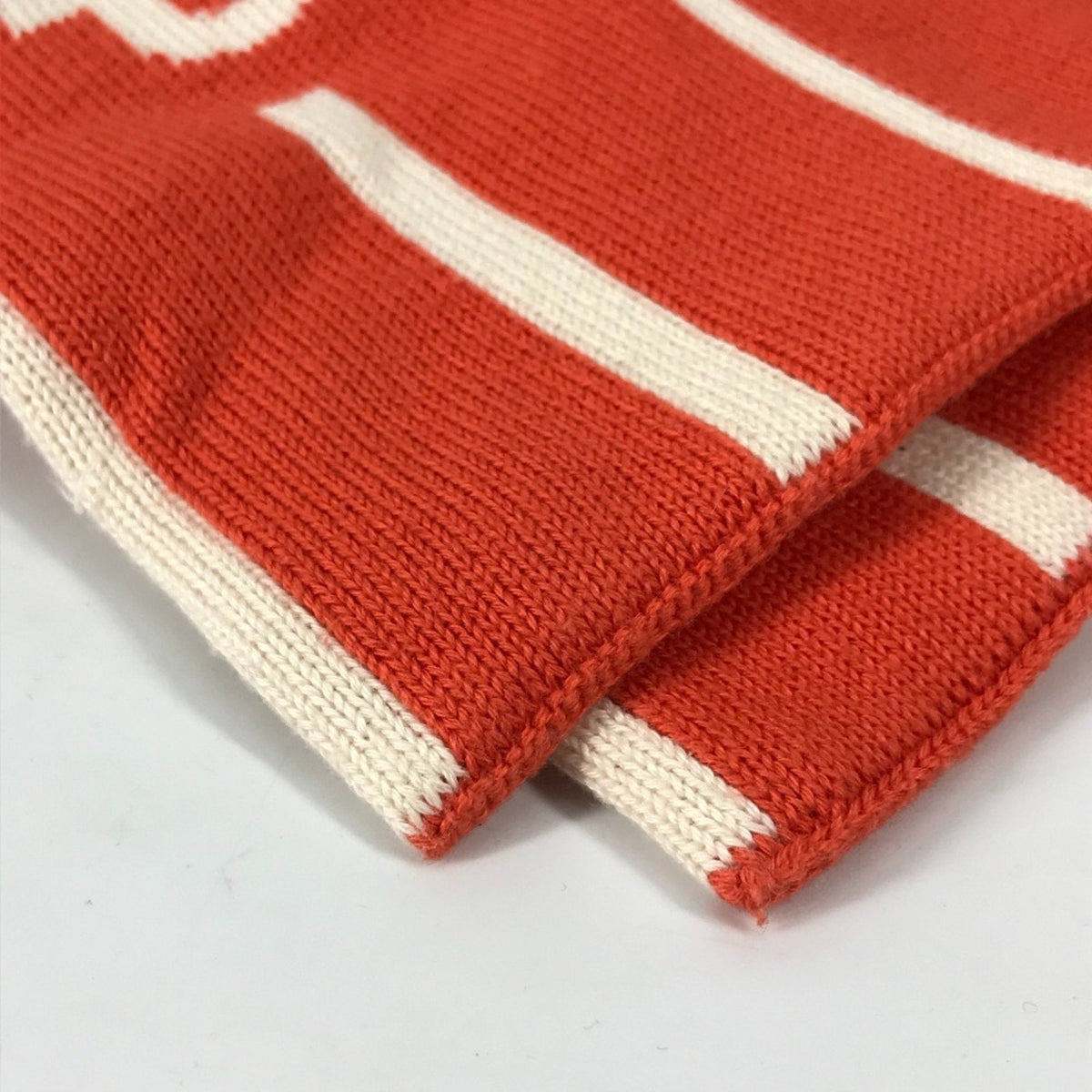 LOUIS VUITTON Scarves
