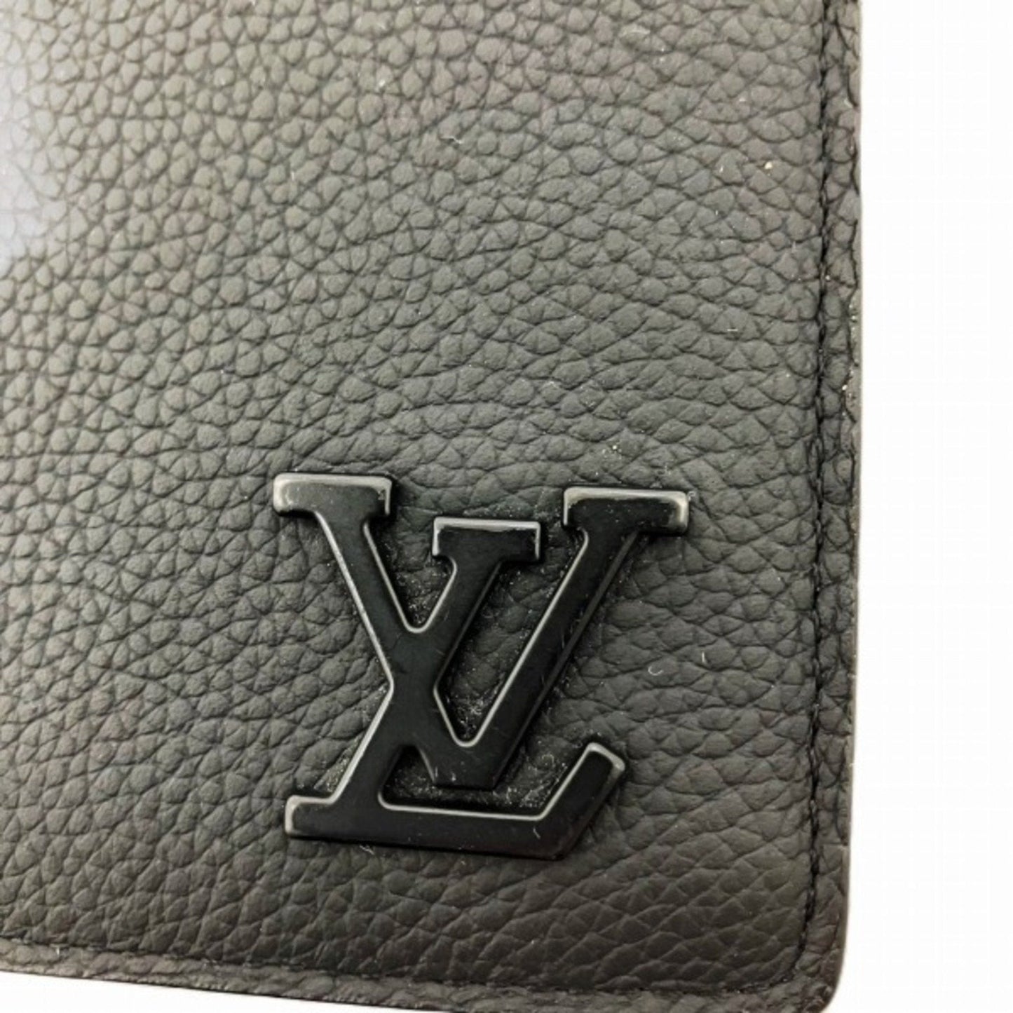 LOUIS VUITTON Portefeuille Brazza Wallet