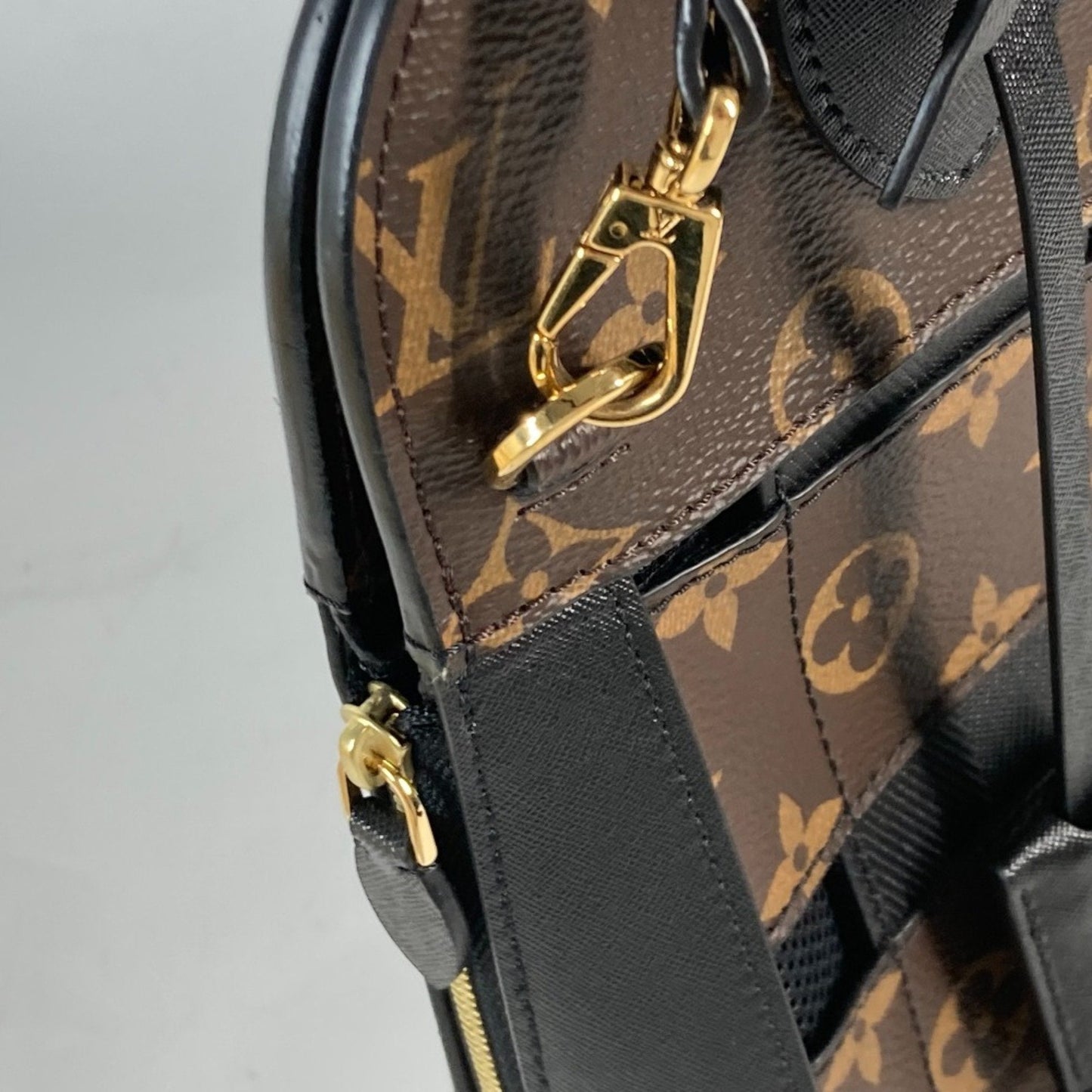 LOUIS VUITTON Tressage Tote