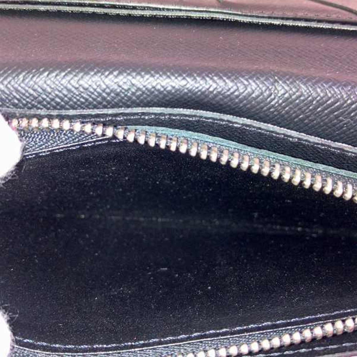 LOUIS VUITTON Taiga Wallet