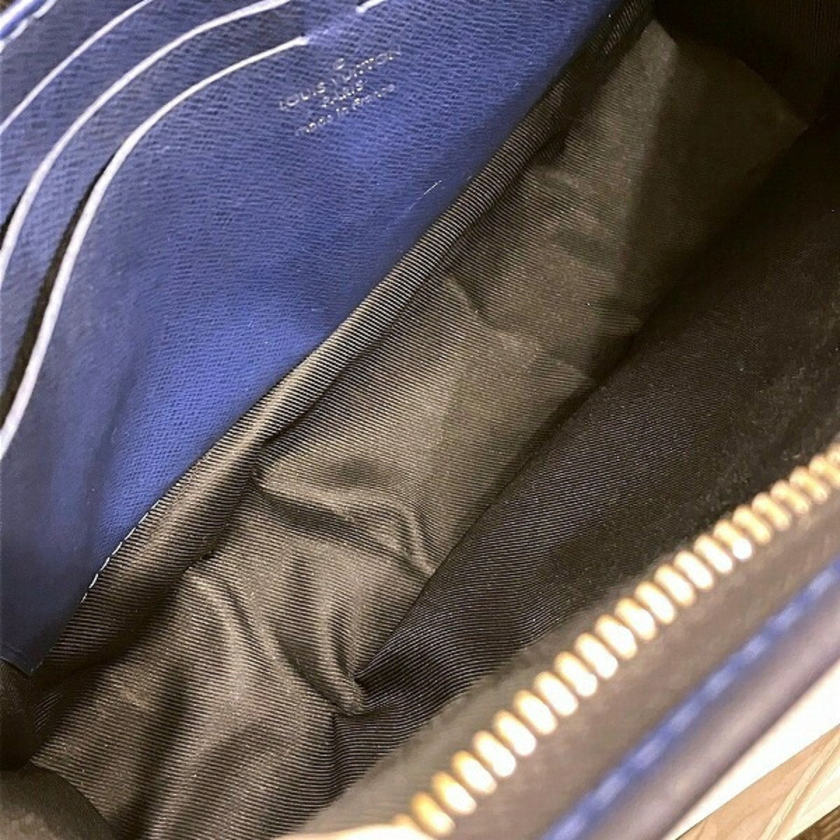 LOUIS VUITTON Pochette voyage Clutch Bag