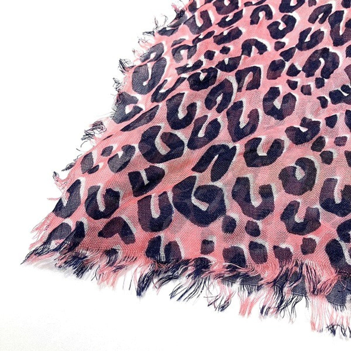 LOUIS VUITTON Scarves