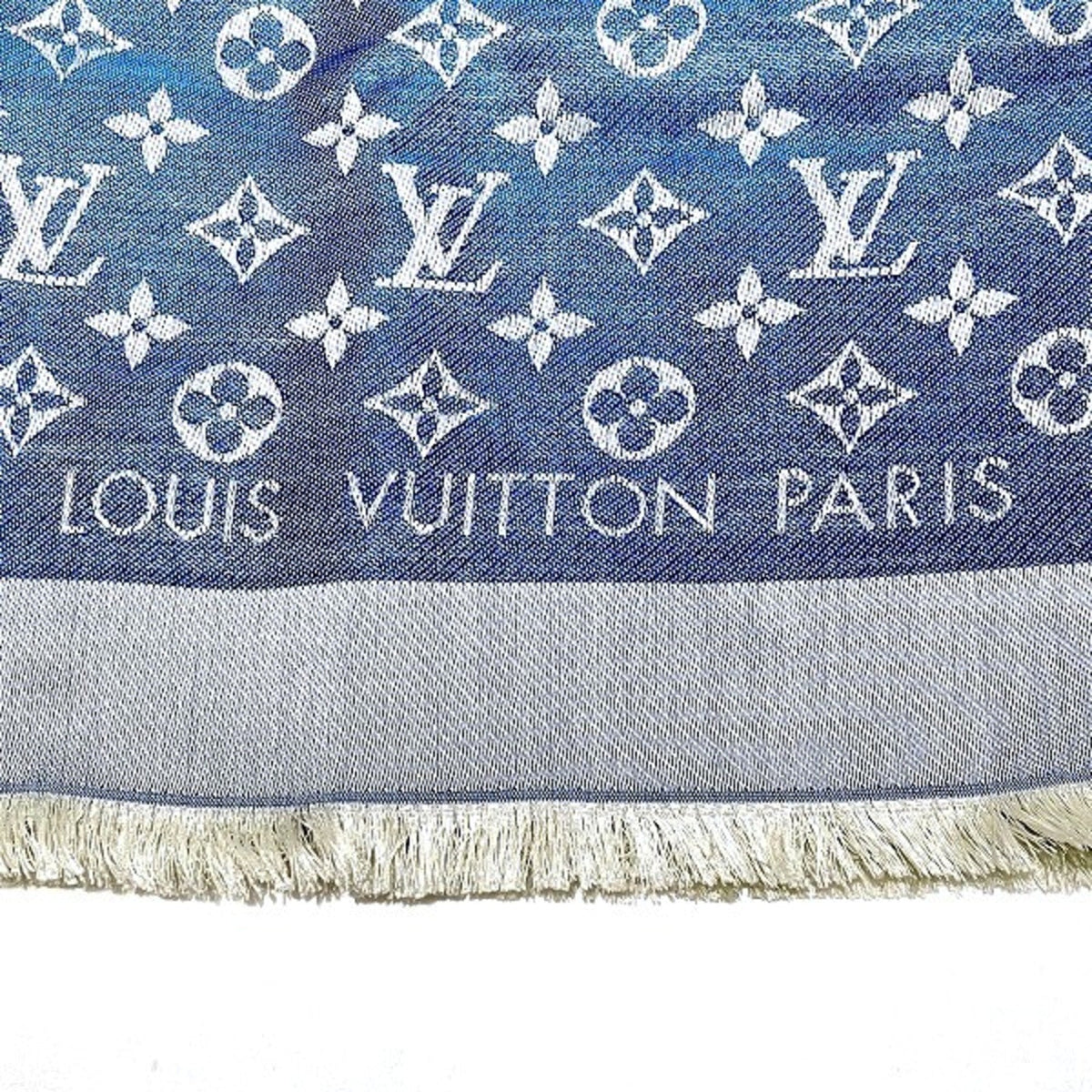 LOUIS VUITTON Scarves