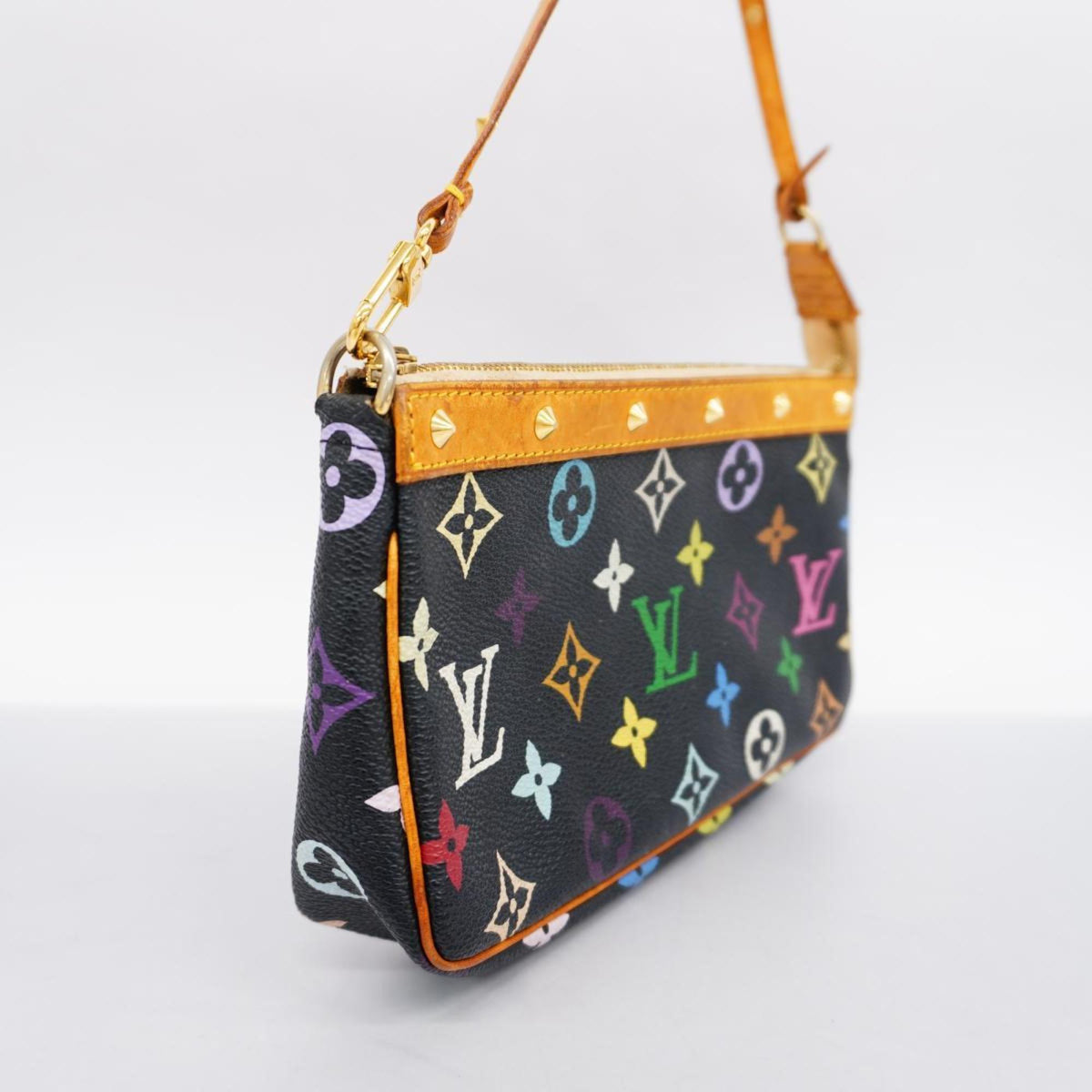 LOUIS VUITTON Pochette Accessoire Clutch Bag