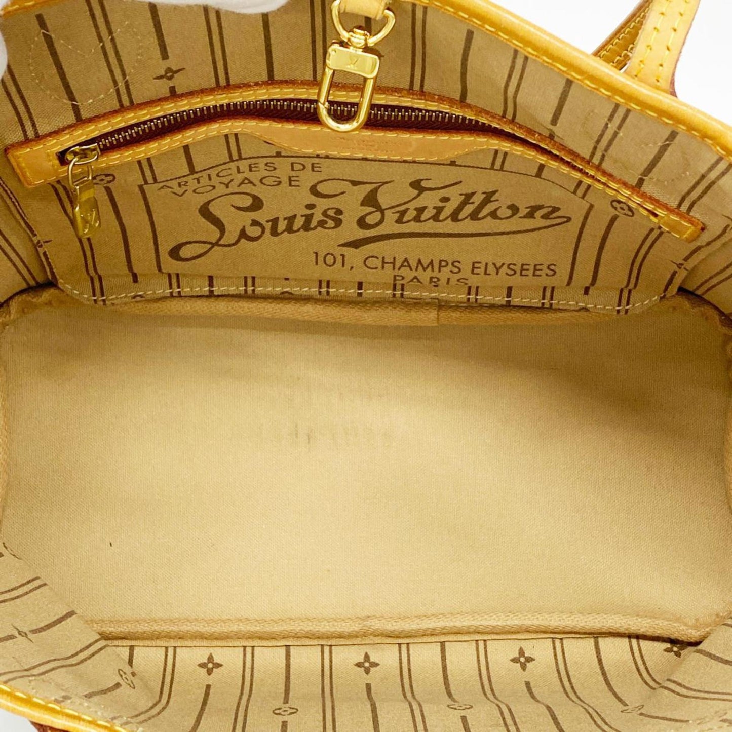 LOUIS VUITTON Neverfull PM Tote