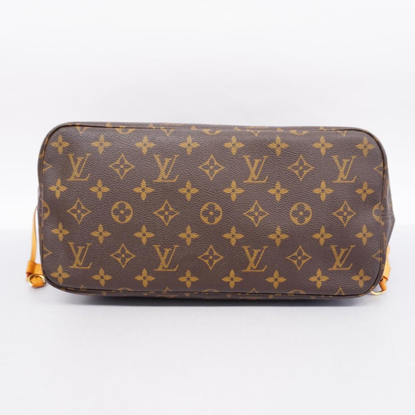 LOUIS VUITTON Neverfull MM Tote