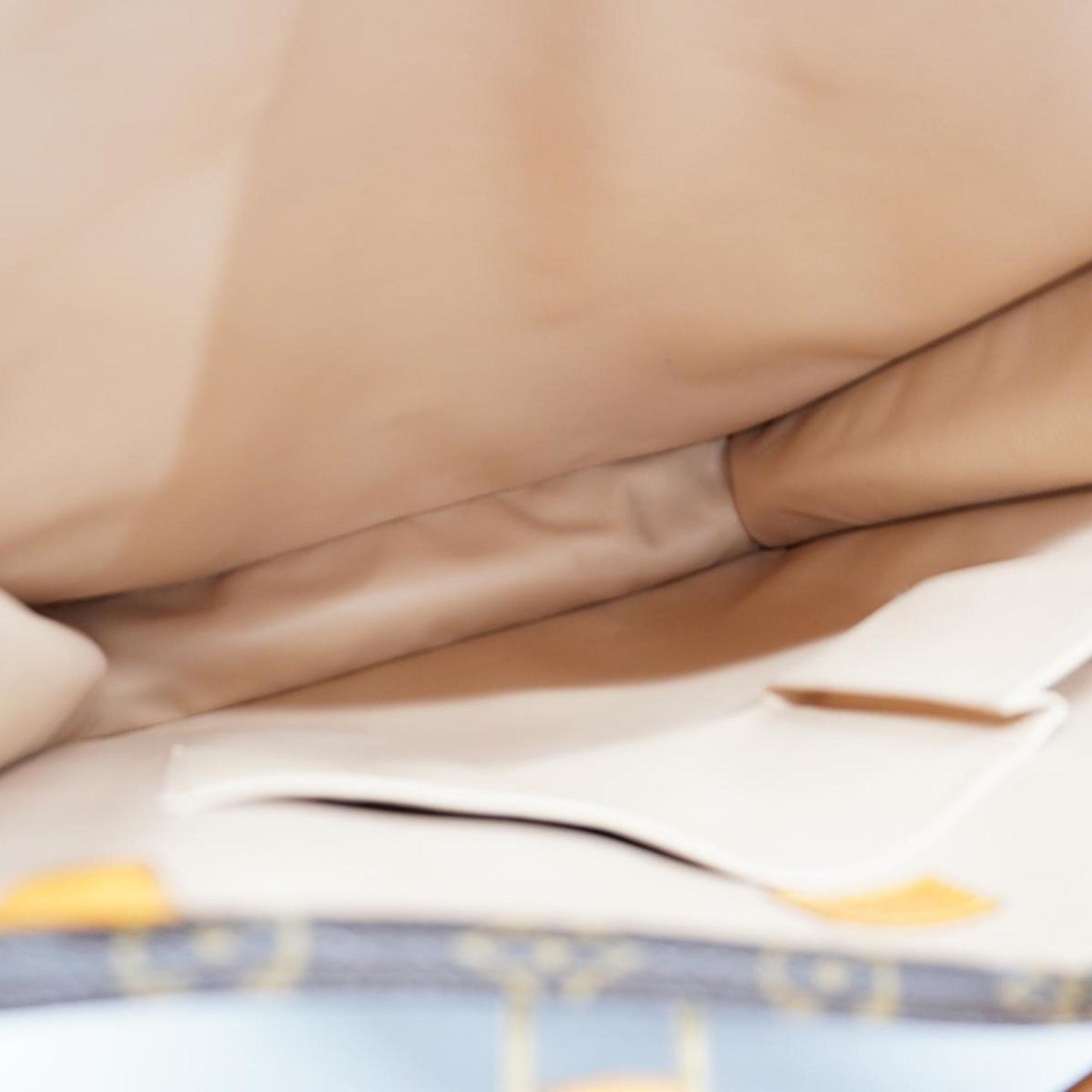 LOUIS VUITTON Sac plat Tote