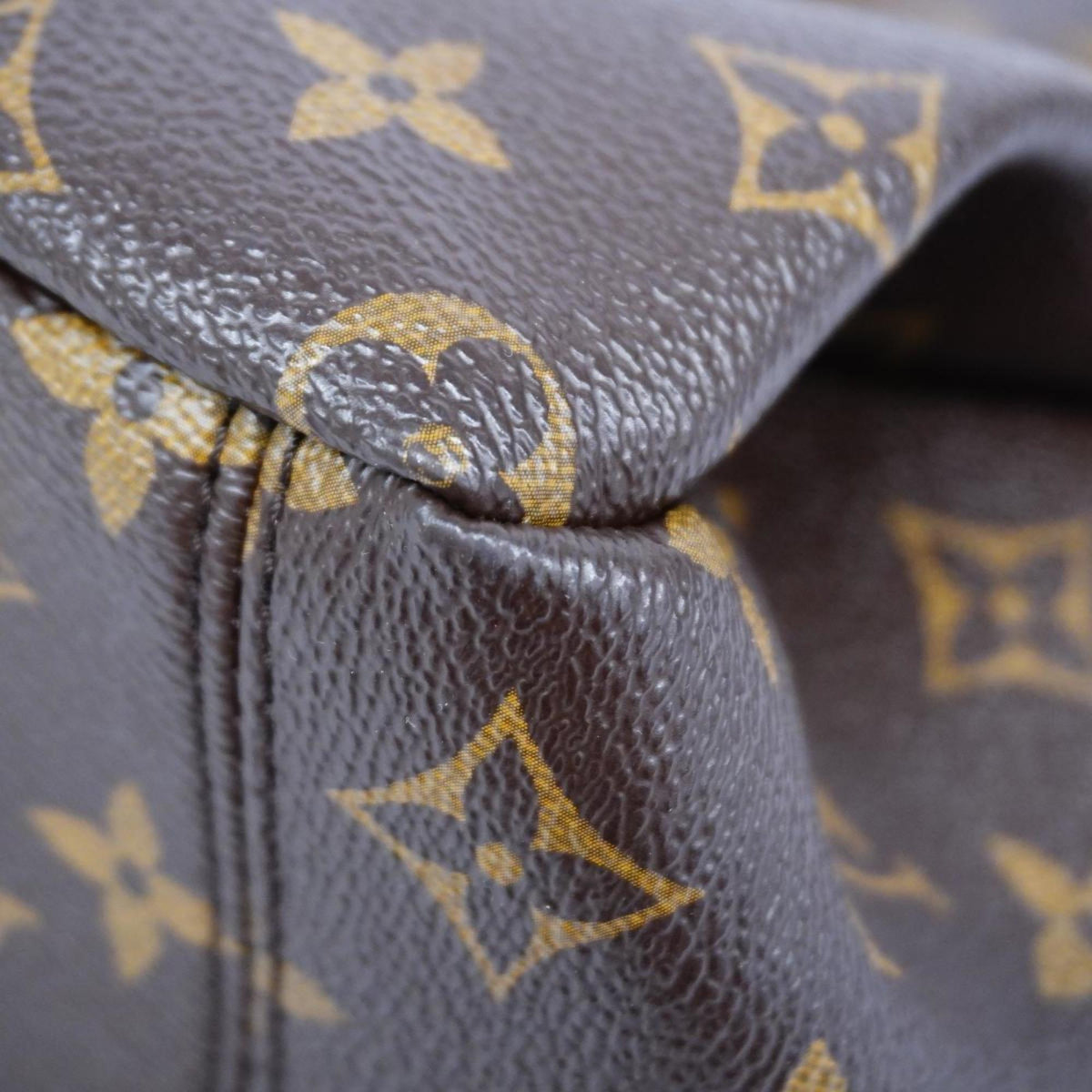 LOUIS VUITTON Pallas Handbag