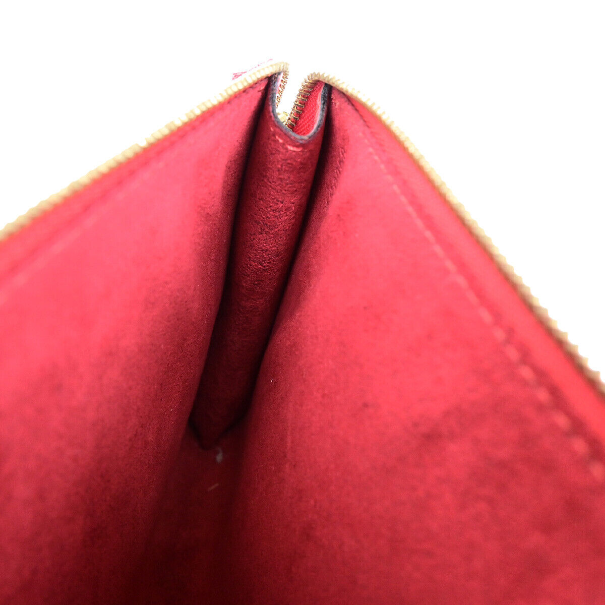 LOUIS VUITTON Pochette accessoires Clutch Bag