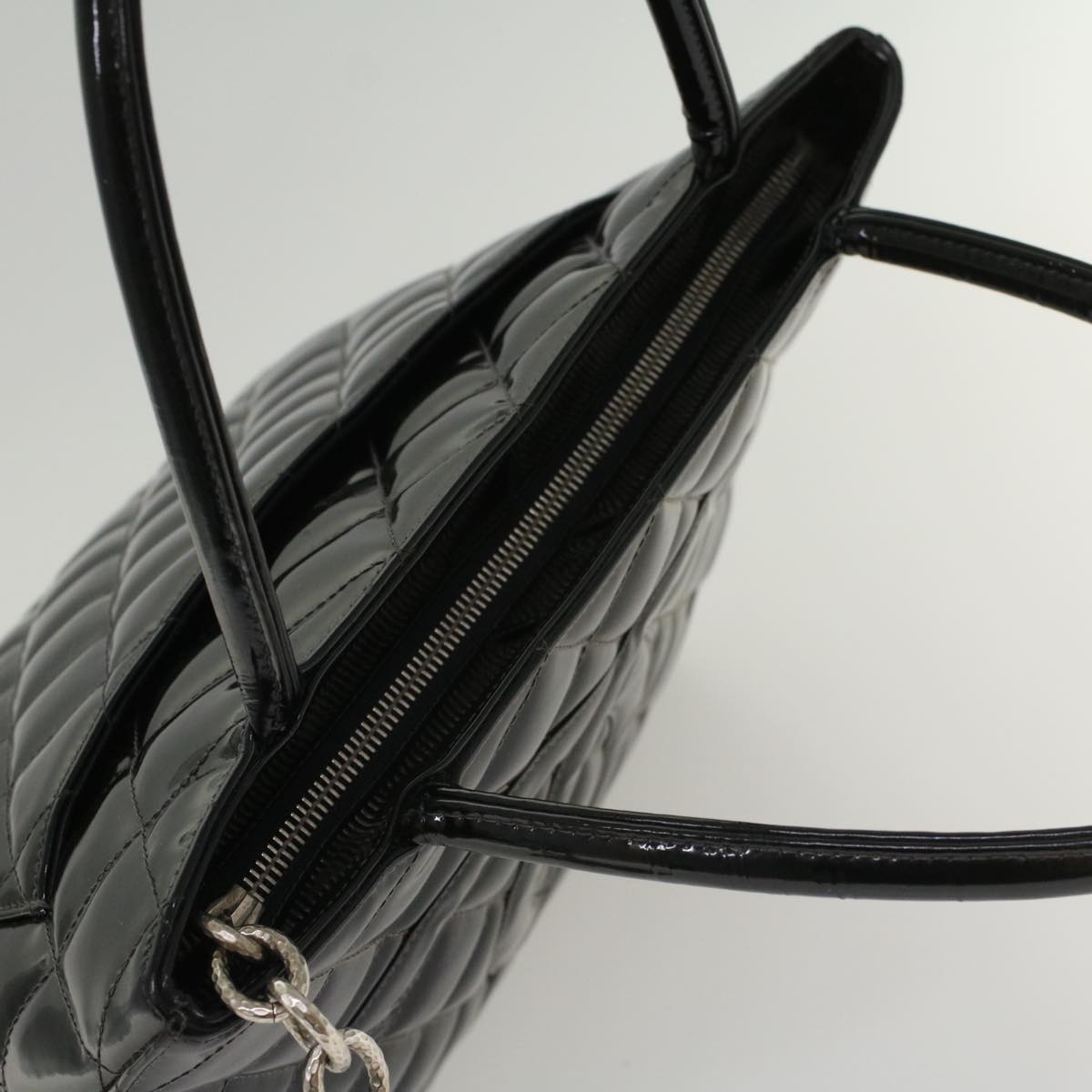 CHANEL Medaillon Tote