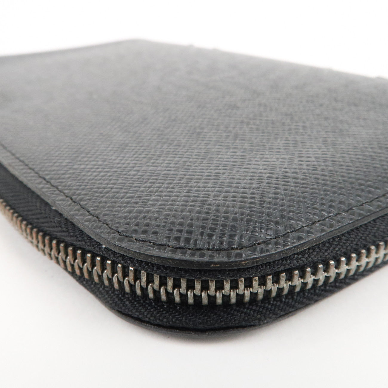 Louis Vuitton Taiga Organizer Atoll Long Wallet Ardoise M30652