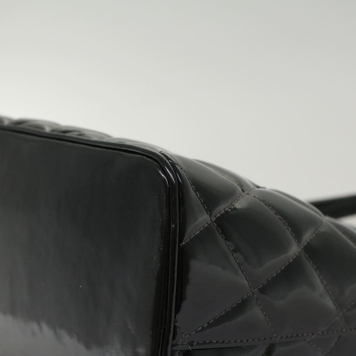 CHANEL Medaillon Tote