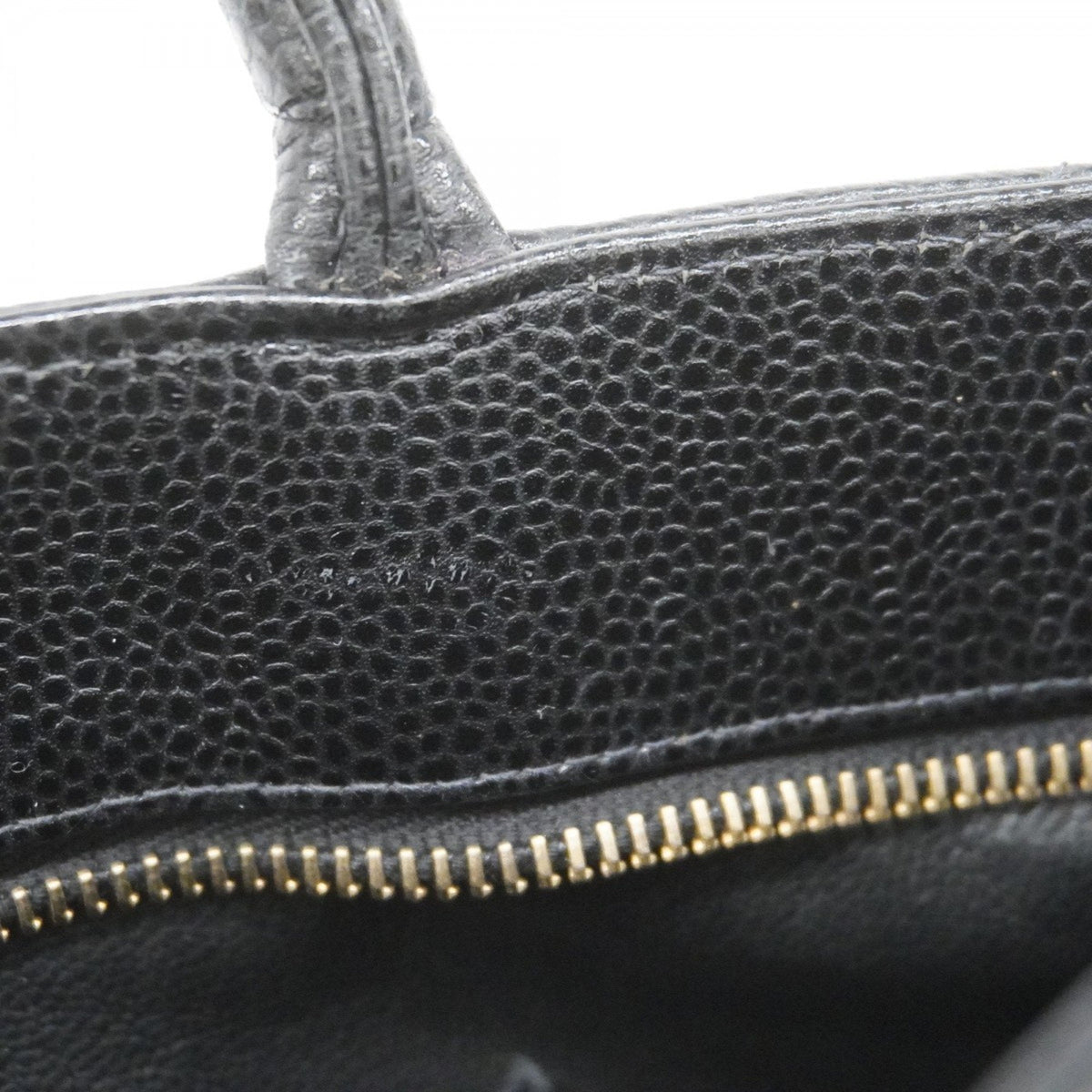 Chanel Medaillon