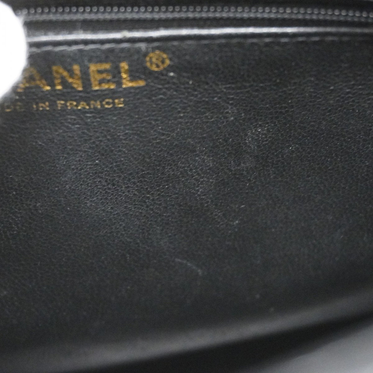 Chanel Medaillon