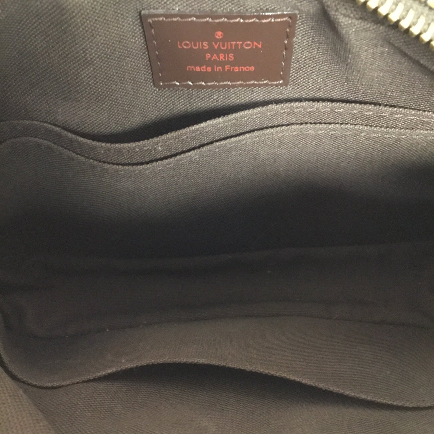 Brown Clutch Luxury Designer Louis Vuitton, Size Medium