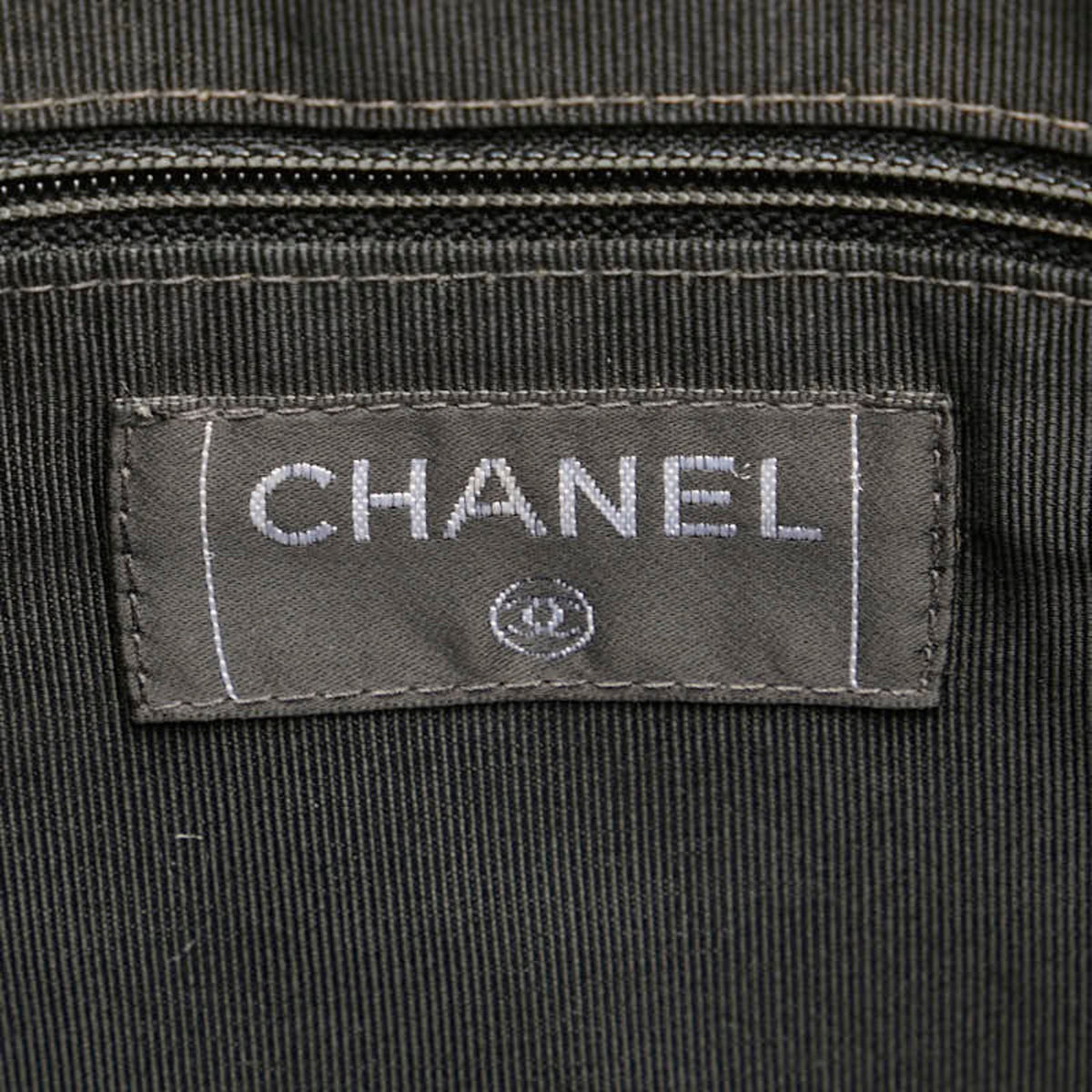 Chanel Shopping