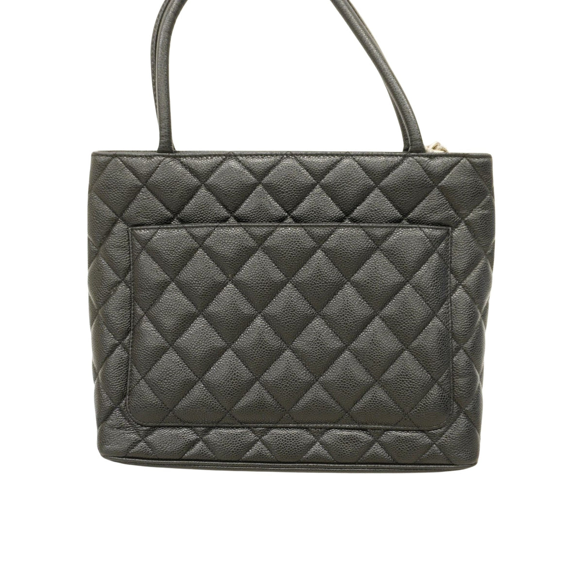 Chanel Medaillon