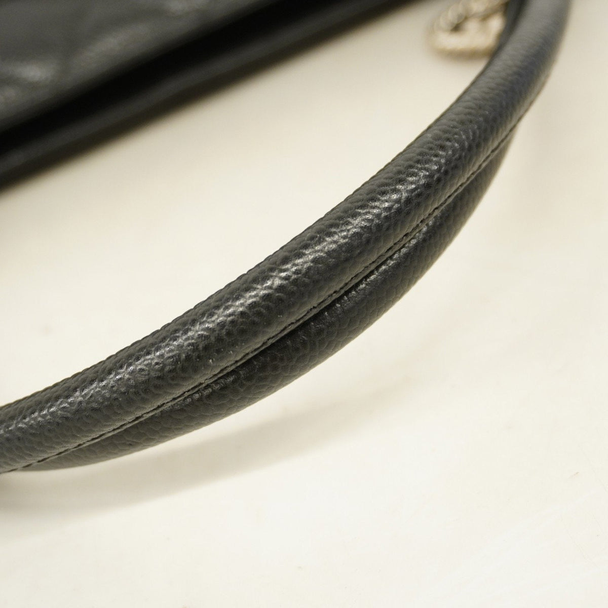 Chanel Medaillon