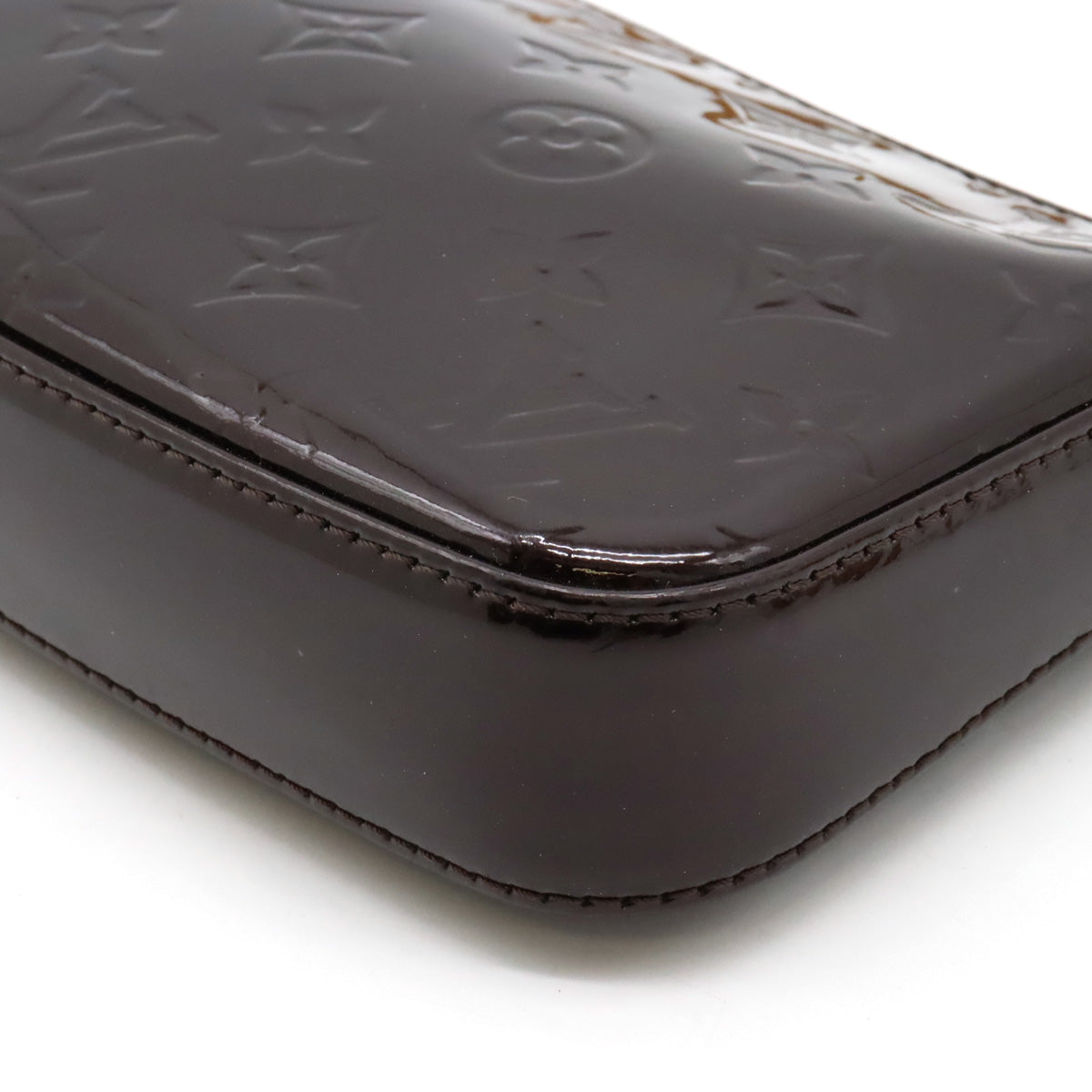 Louis Vuitton Vernis Pochette Accessoire Amarante