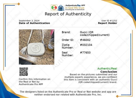 Crossbody Luxury Designer By Gucci, Size: Small