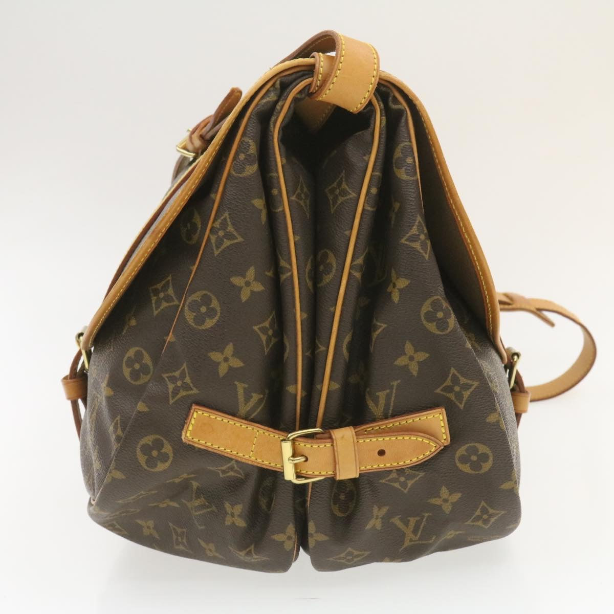Louis Vuitton Saumur 35 Shoulder Bag