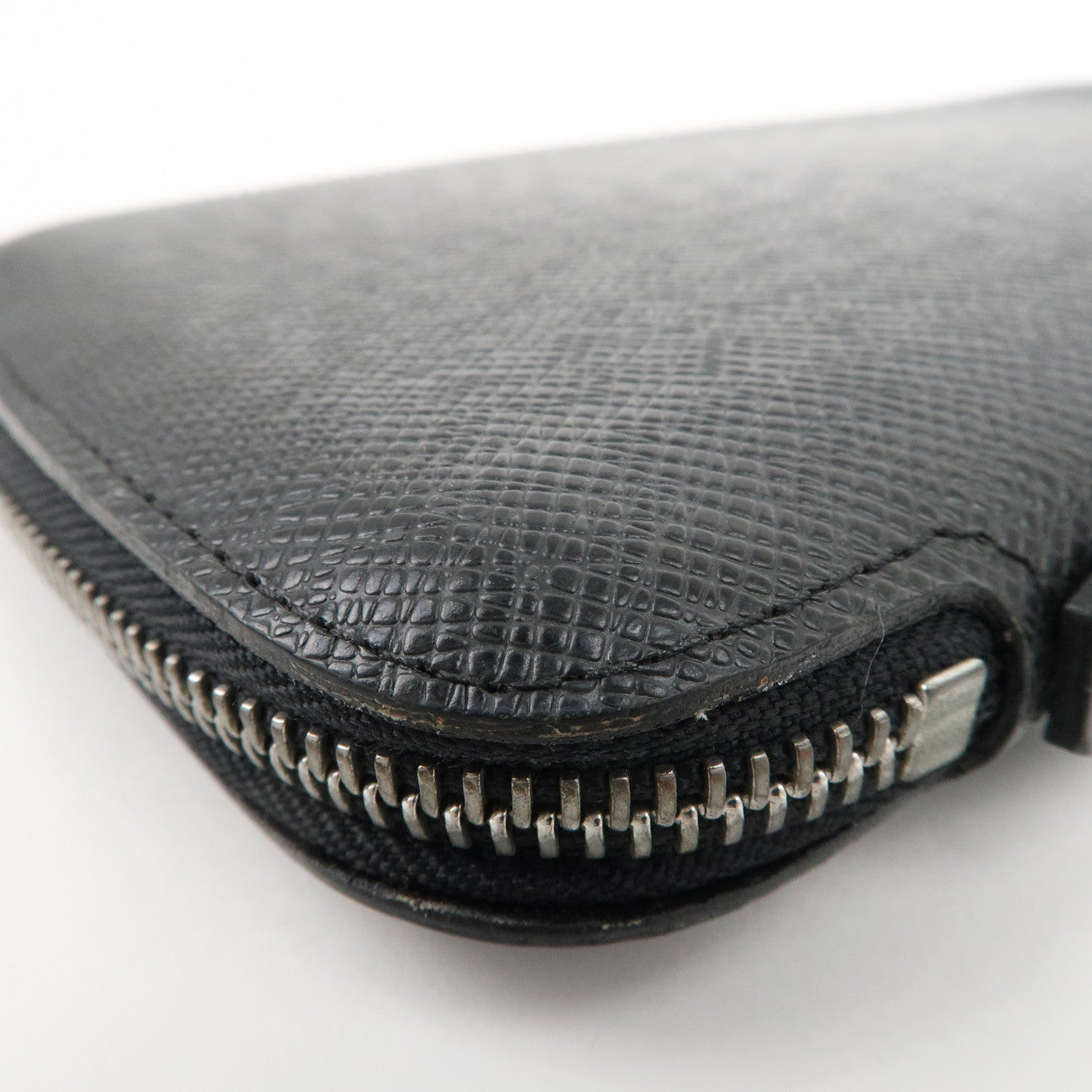 Louis Vuitton Taiga Organizer Atoll Long Wallet Ardoise M30652