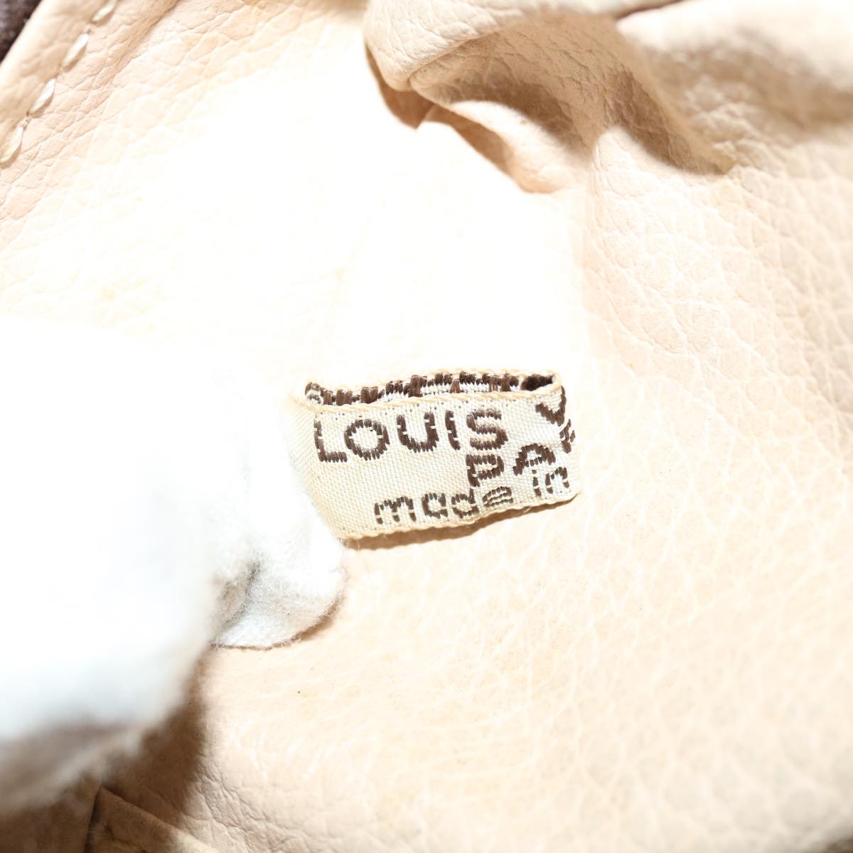 LOUIS VUITTON Trousse Toilette 28 Clutch Bag