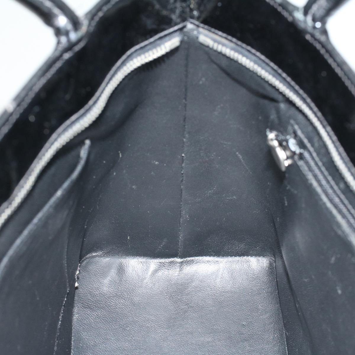 CHANEL Medaillon Tote