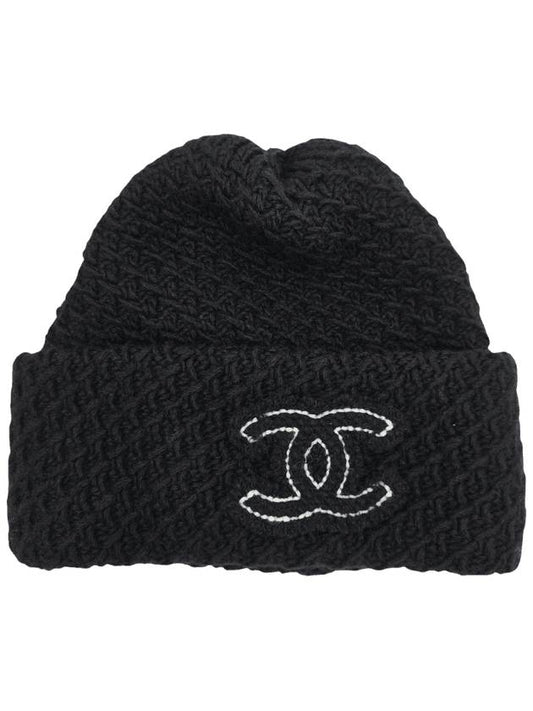 CC logo cashmere beanie black Chanel