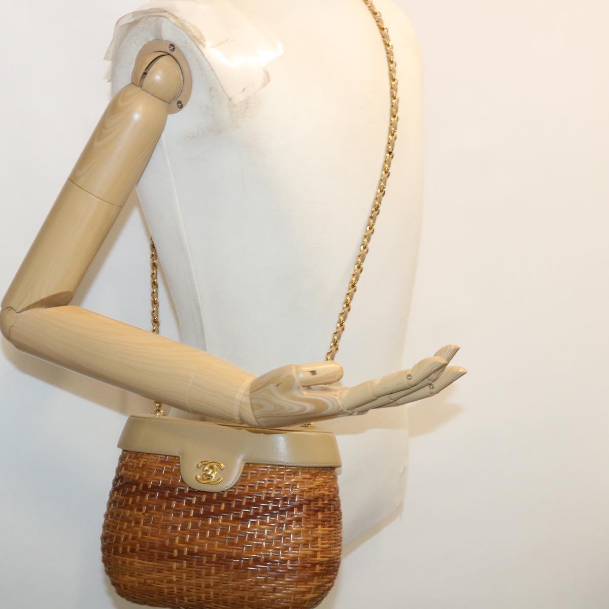 CHANEL Shoulder Bag