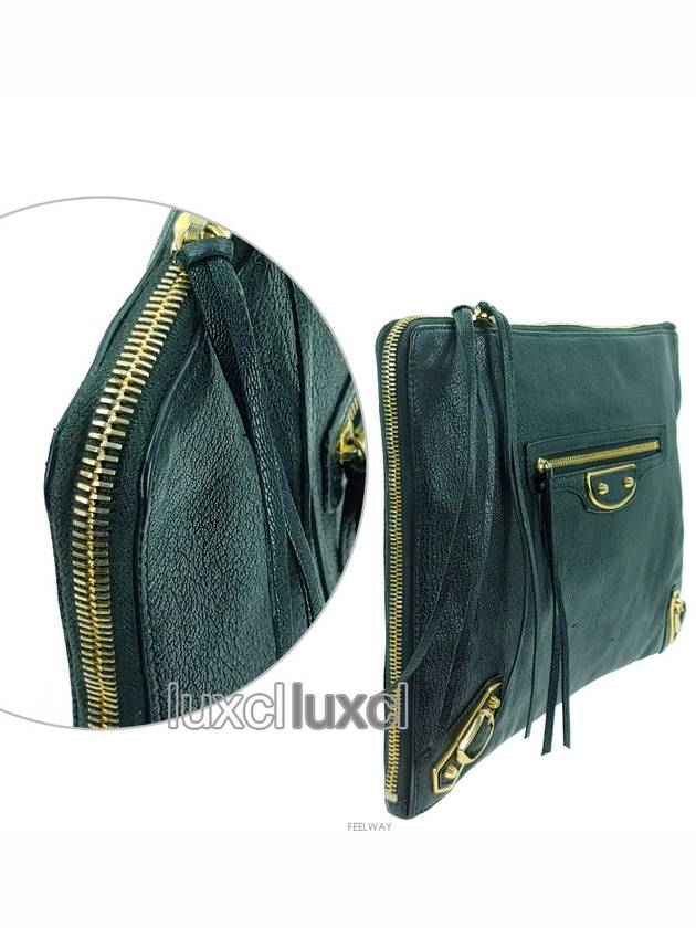 Luxury Balenciaga  Giant Edge Medium Clutch Bag 390186