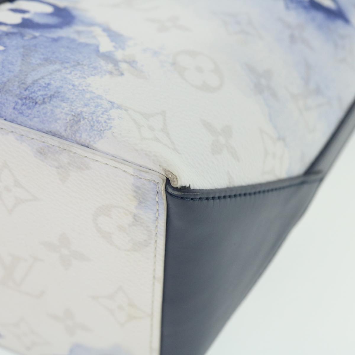 LOUIS VUITTON Weekend PM Tote