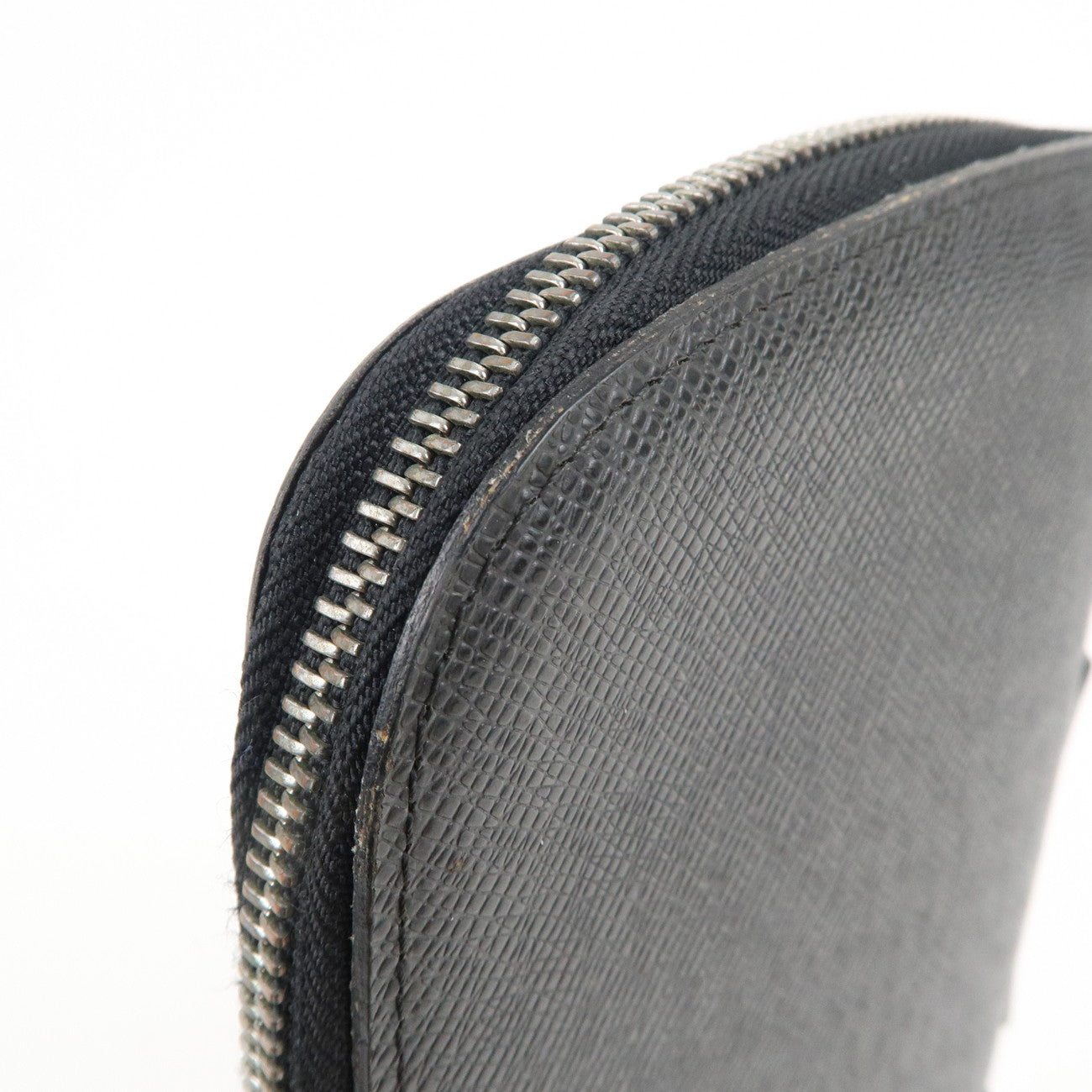 Louis Vuitton Taiga Organizer Atoll Long Wallet Ardoise M30652