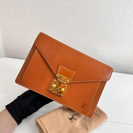 Louis Vuitton Epi Leather Sellier Dragonne Vintage - Brown Clutches, Handbags MR2104202547222A