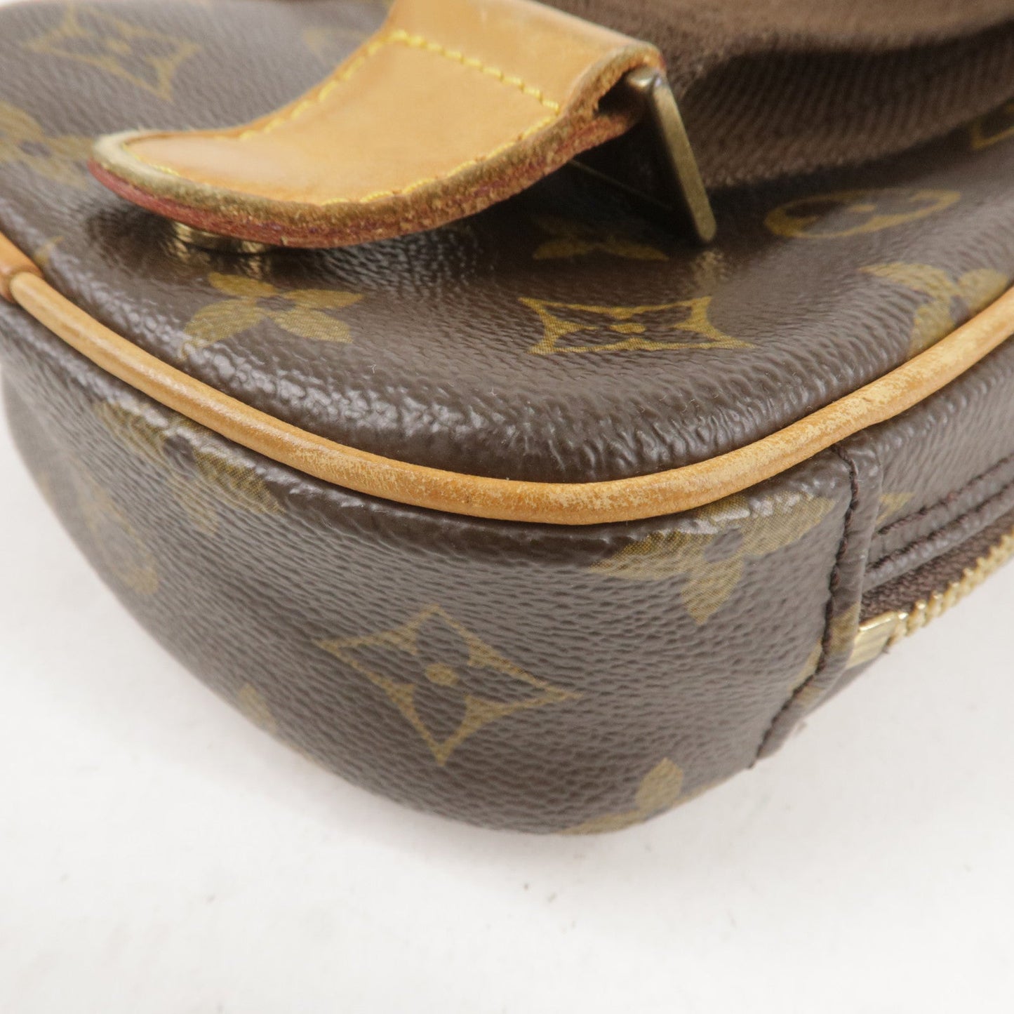 Louis Vuitton Monogram Pochette Gange Crossbody Bag M51870