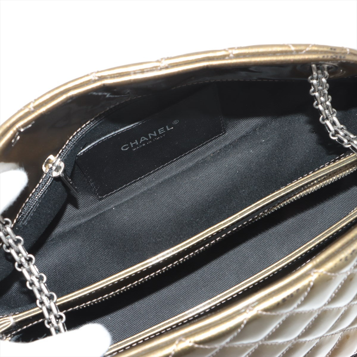 Chanel Matrasse Patent Leather Balling Bag G Gummetal Gold  15th