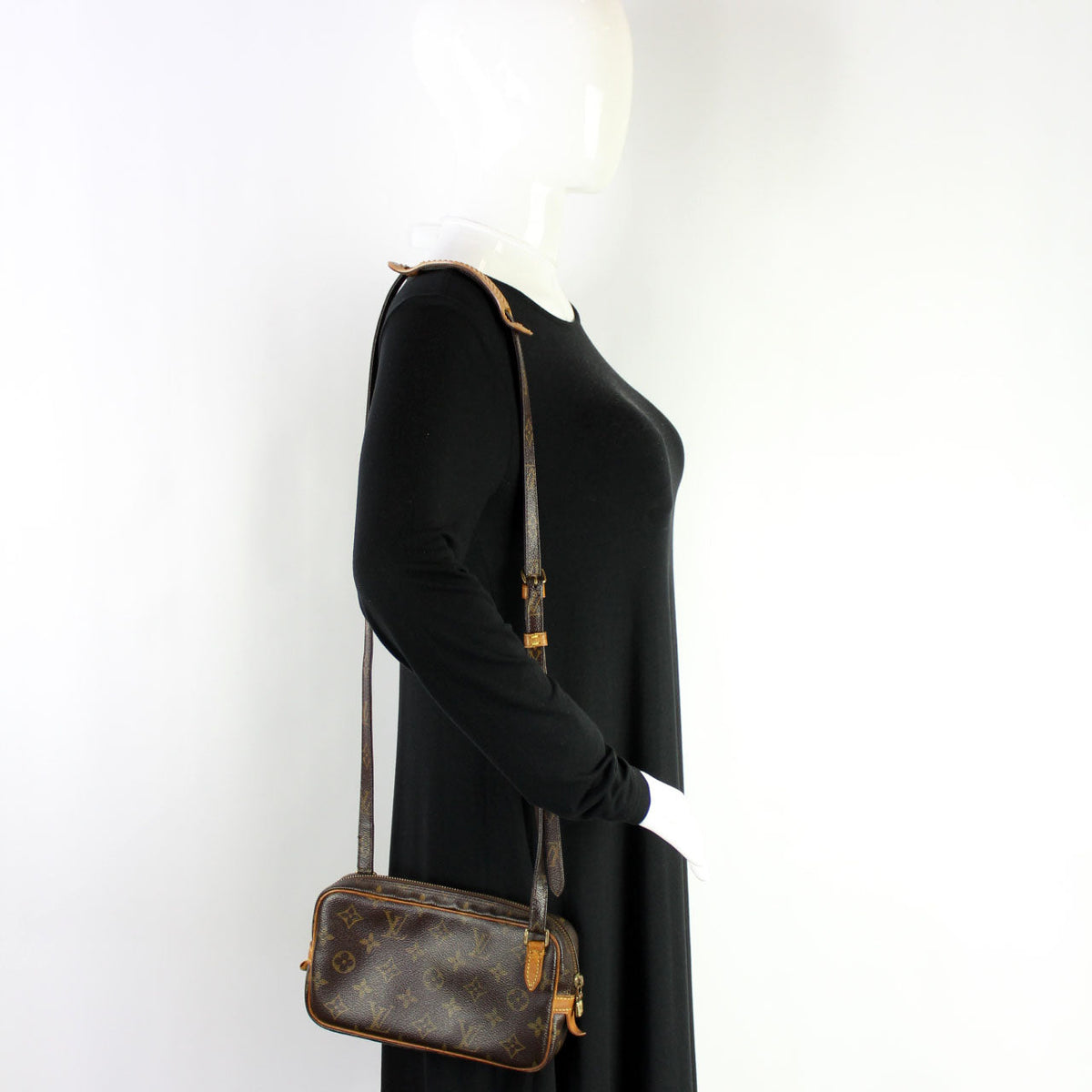 Pochette Marly Bandouliere Monogram