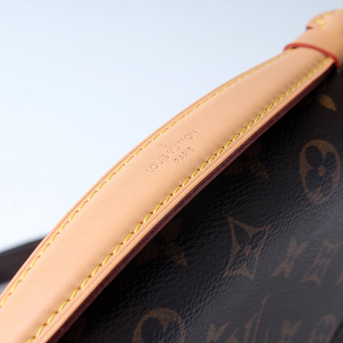 Pochette Metis Monogram