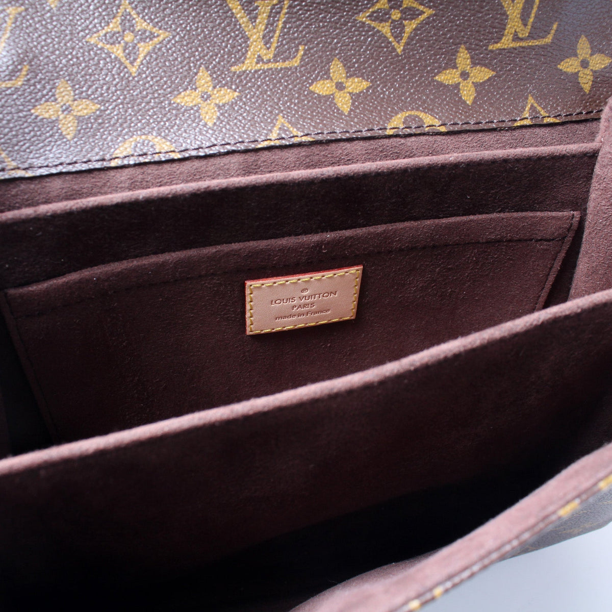 Pochette Metis Monogram