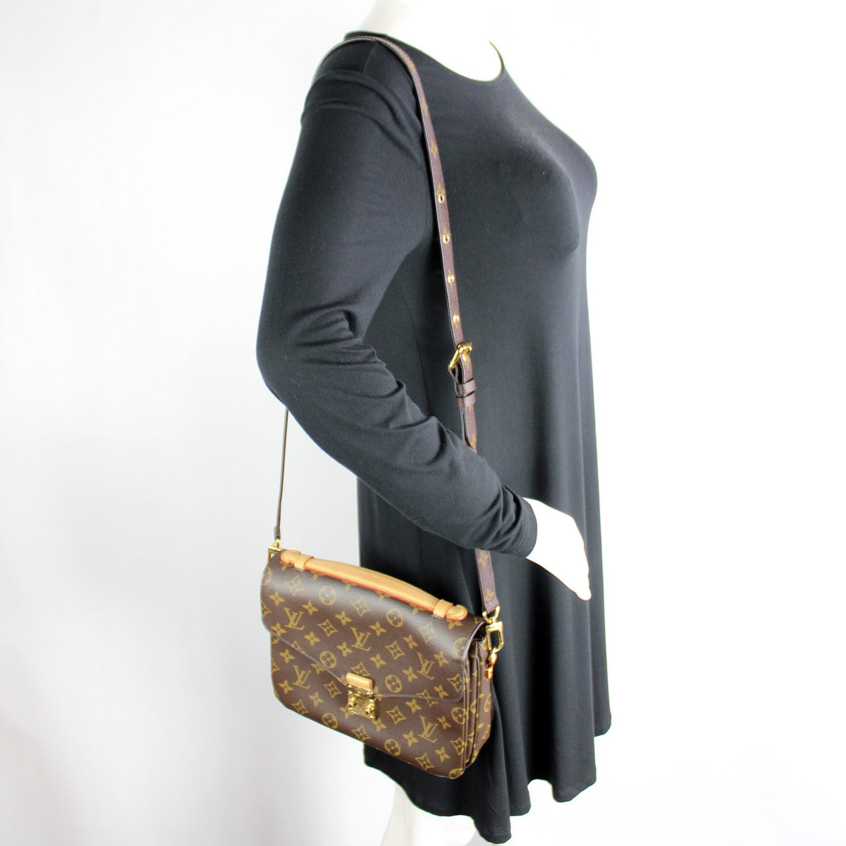 Pochette Metis Monogram