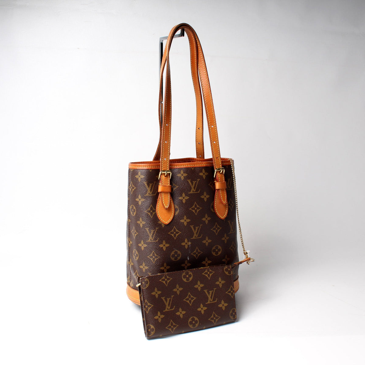 Petit Bucket W/ Pouch Monogram