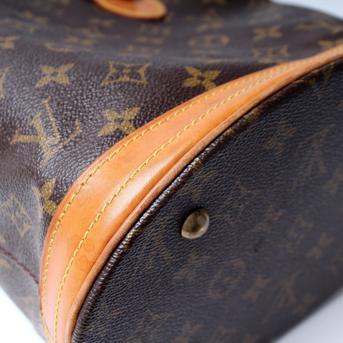 Petit Bucket W/ Pouch Monogram